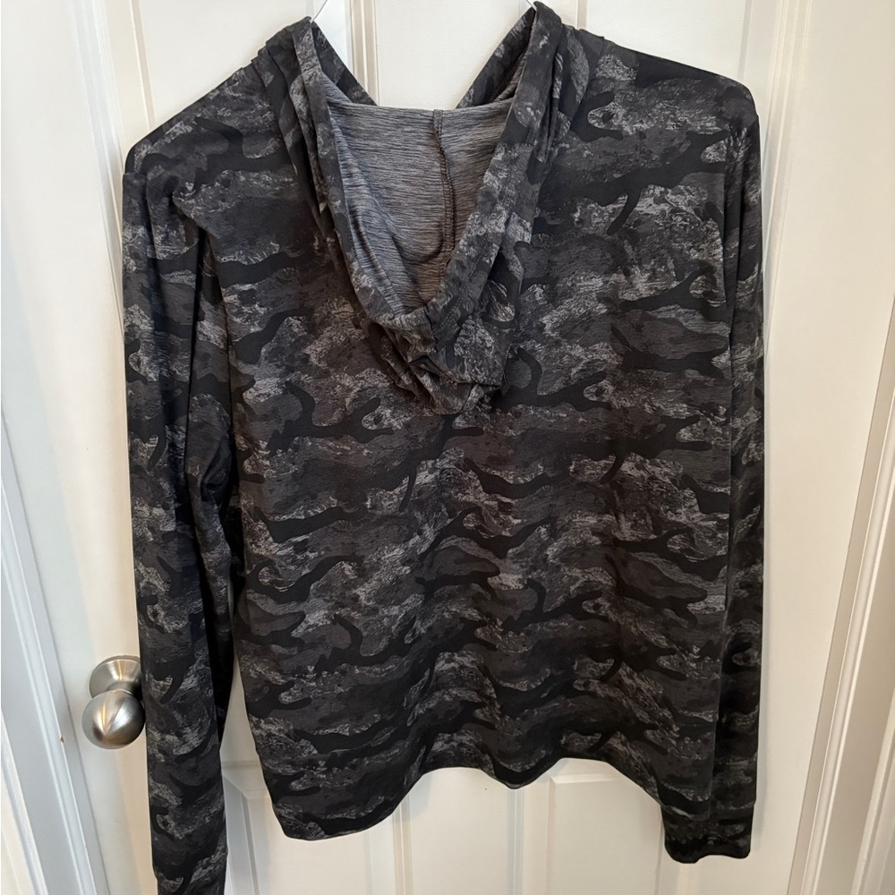 Reebok Camo Athletic Hoodie Active Athleisure Pullover Women’s large - Picture 5 of 6